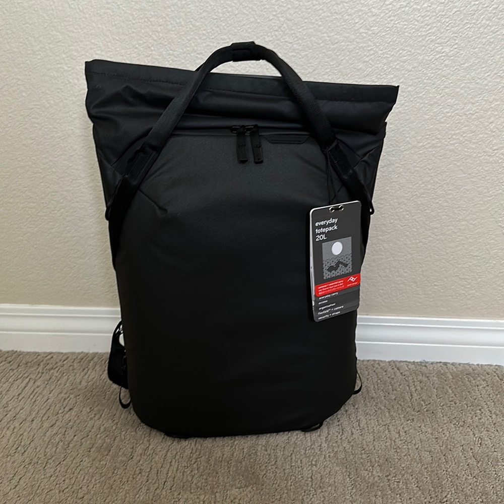 Peak Design Everyday Totepack 20L - NWT